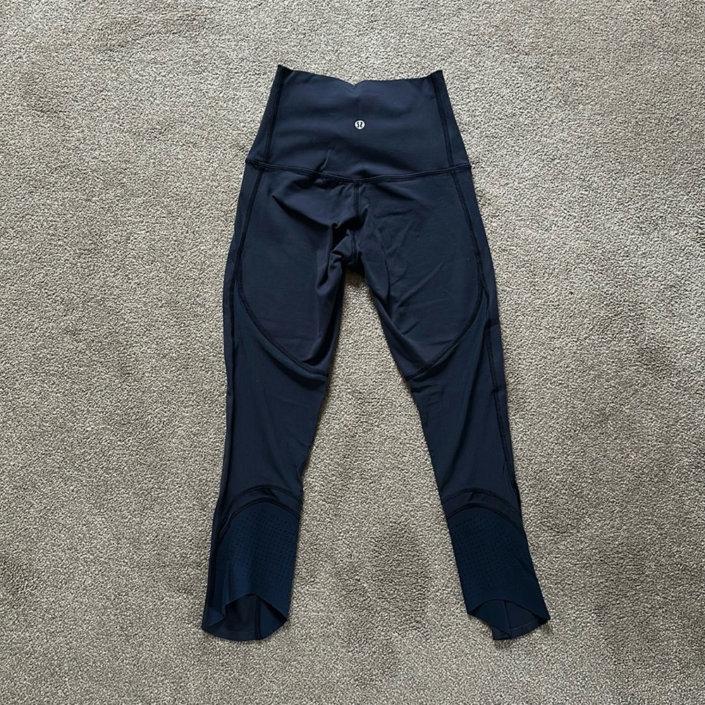 Blue Lulu Lemon leggings